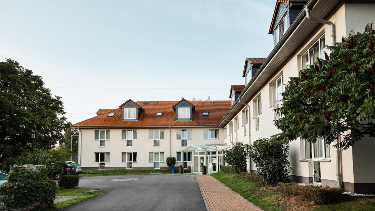 Hotel Ilmtal Mellingen Esterno foto